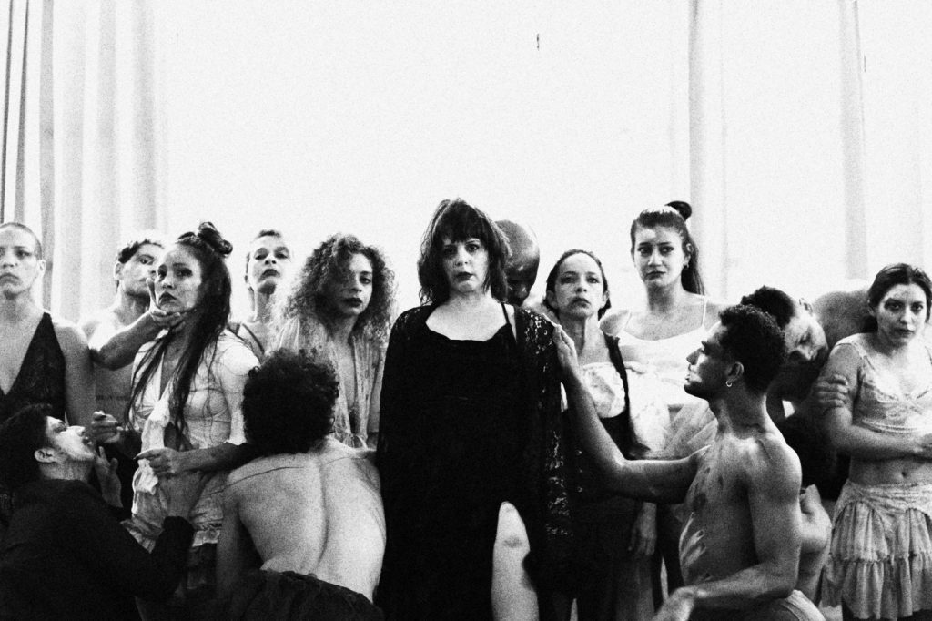 Cultura_Cabare-Chinelo_foto_Eduardo-Klinsmann_Divulgacao-1-1024x682